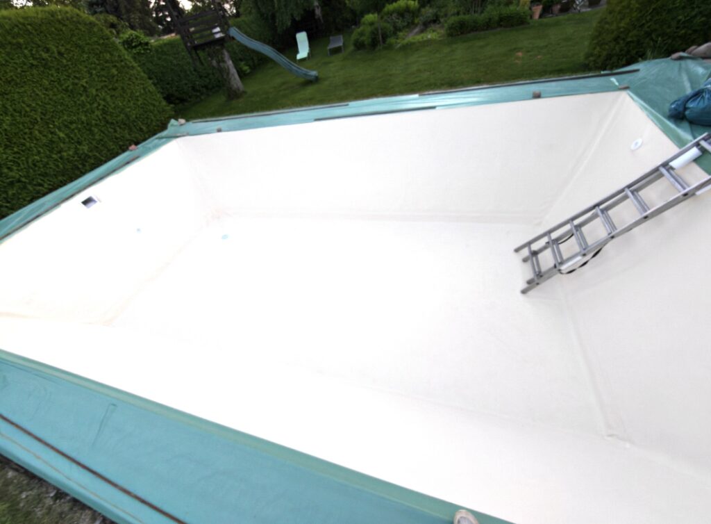 German PooL FoiL Waldheim